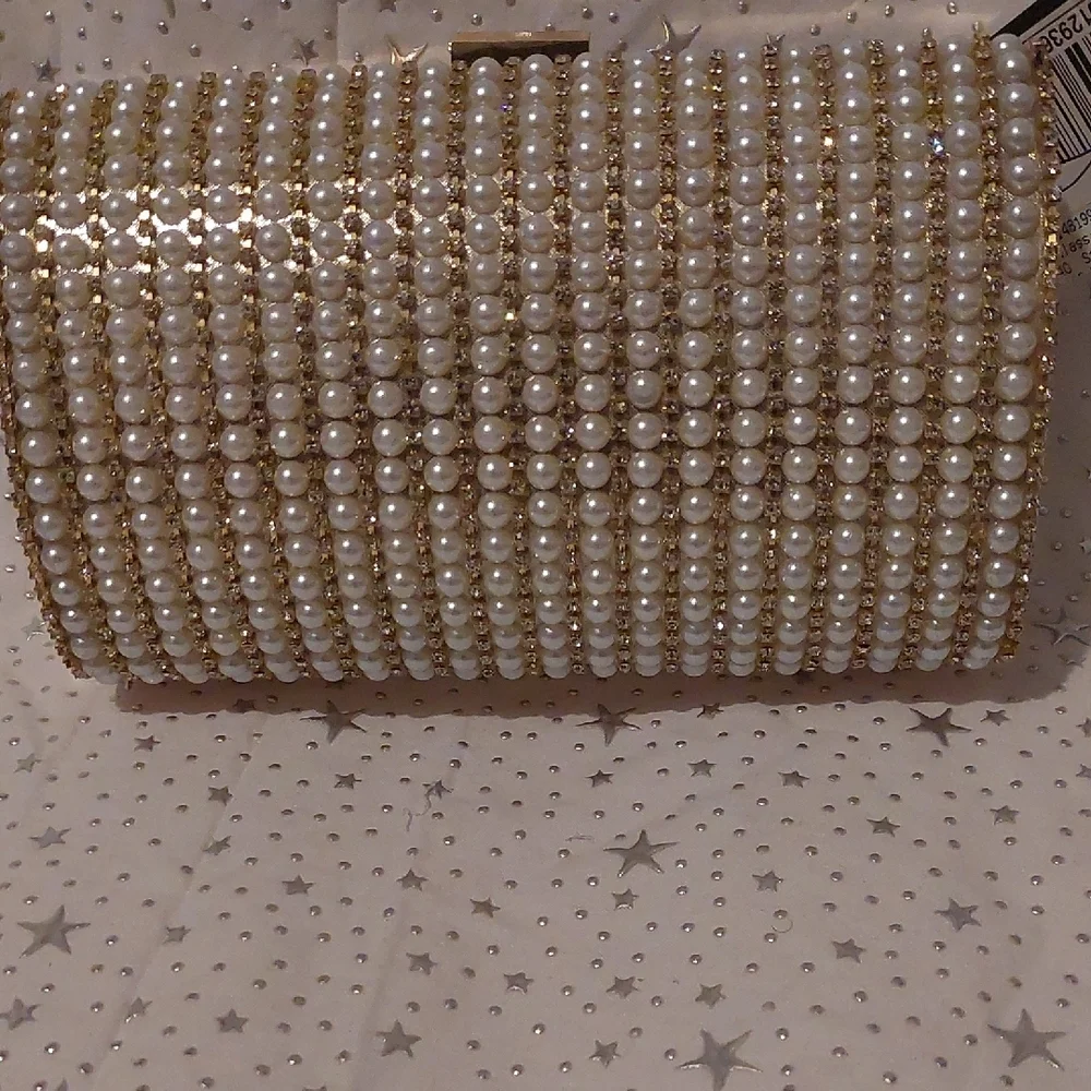 Elegant Pearl-Embellished Clutch